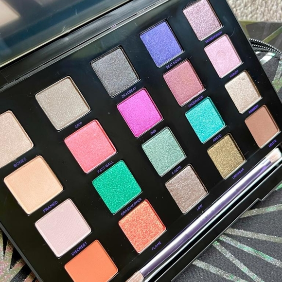 Urban Decay Vice - Picture 3 of 3